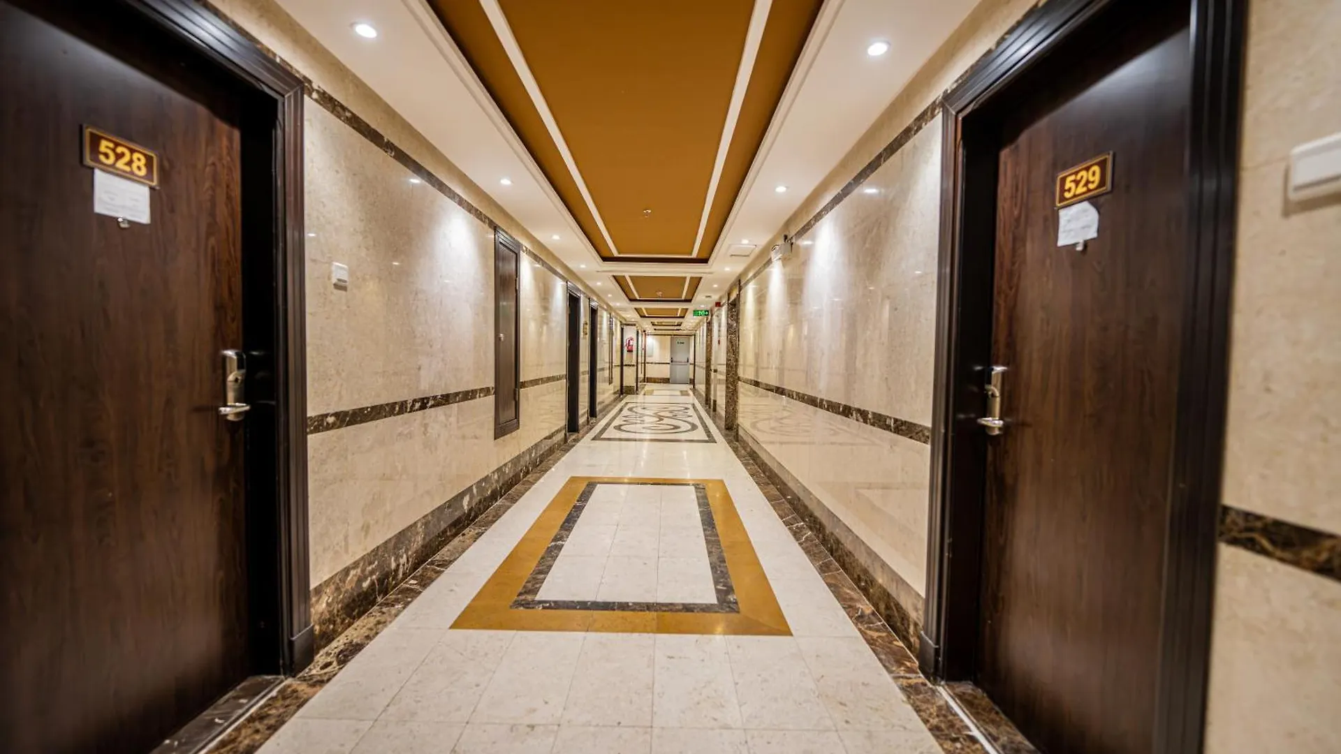 **  فندق سنود العظمة Snood Al Azama Hotel Al Masfalah Saudi Arabia