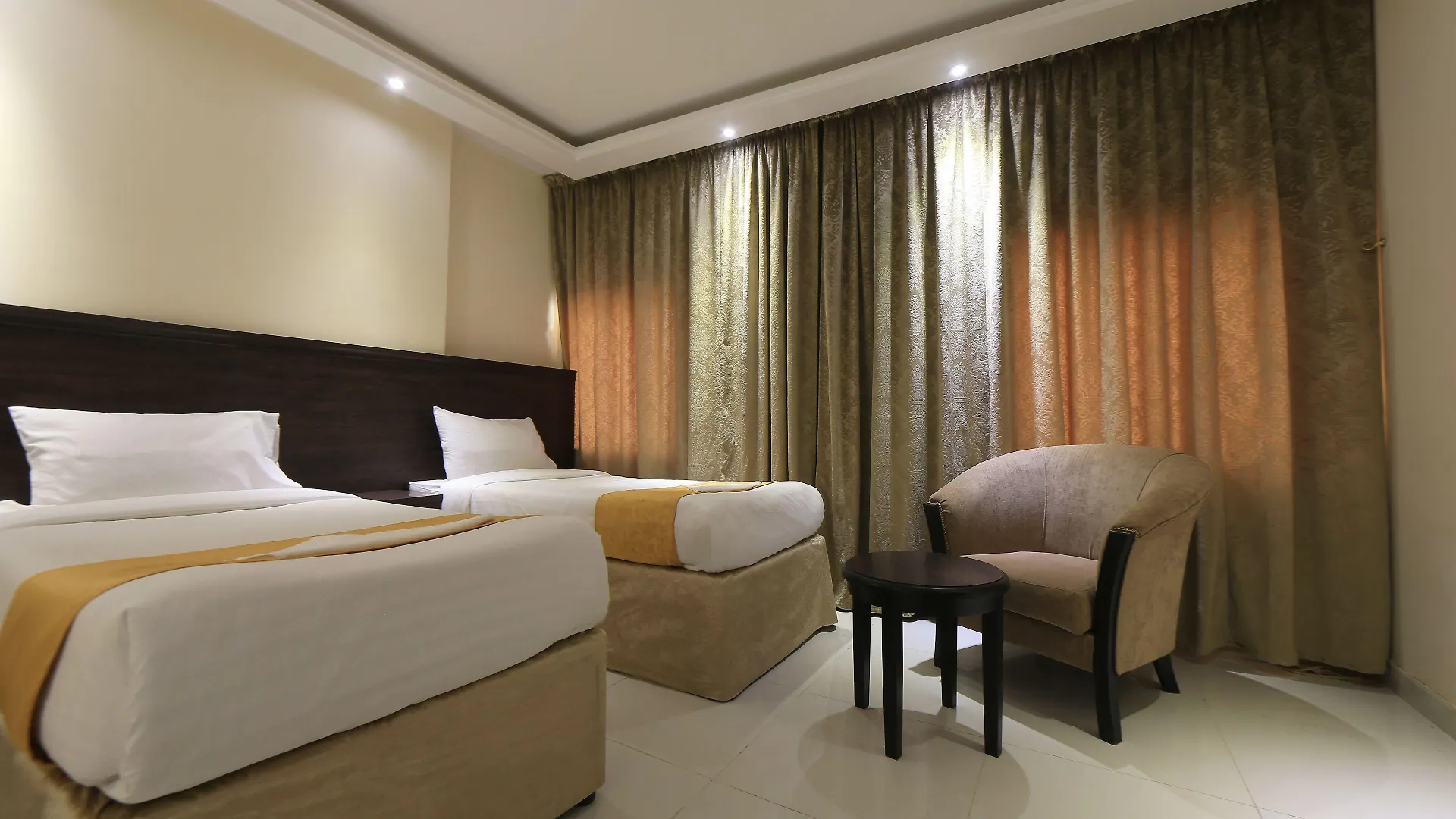 فندق سنود العظمة Snood Al Azama Hotel Al Masfalah 2*, Mecca